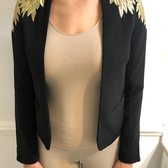 Sparkle & Fade Embroidered Shoulders Blazer - Picture 3 of 7